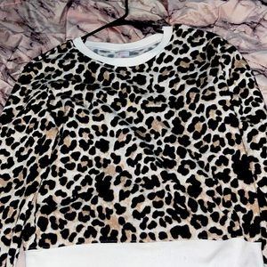 Cheetah print crew neck